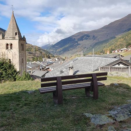 Апартаменти Bourg-Saint-Pierre : Le Cachet D'Antan Екстер'єр фото