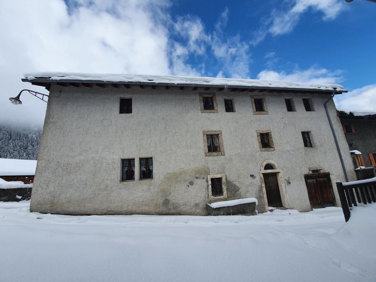 Апартаменти Bourg-Saint-Pierre : Le Cachet D'Antan Екстер'єр фото