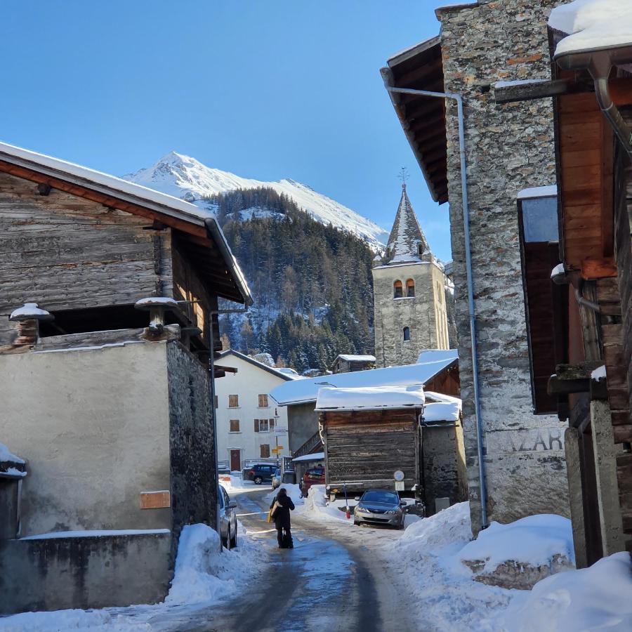 Апартаменти Bourg-Saint-Pierre : Le Cachet D'Antan Екстер'єр фото